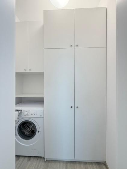Apartament cu 2 camere decomandat în Girocului