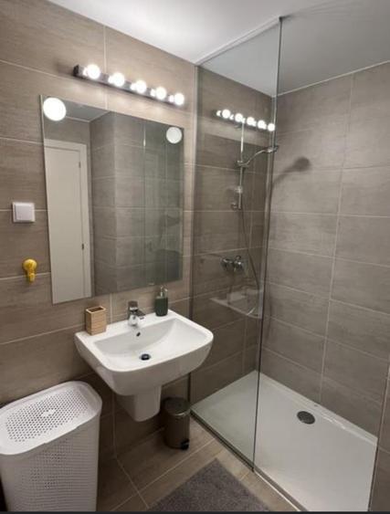 Apartament cu 2 camere semidecomandat în Pantelimon