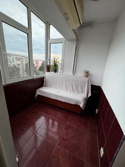 Apartament cu 2 camere decomandat, mobilat în Semicentral