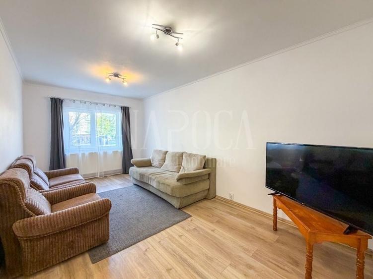 Apartament cu 3 camere semidecomandat în Mărăști