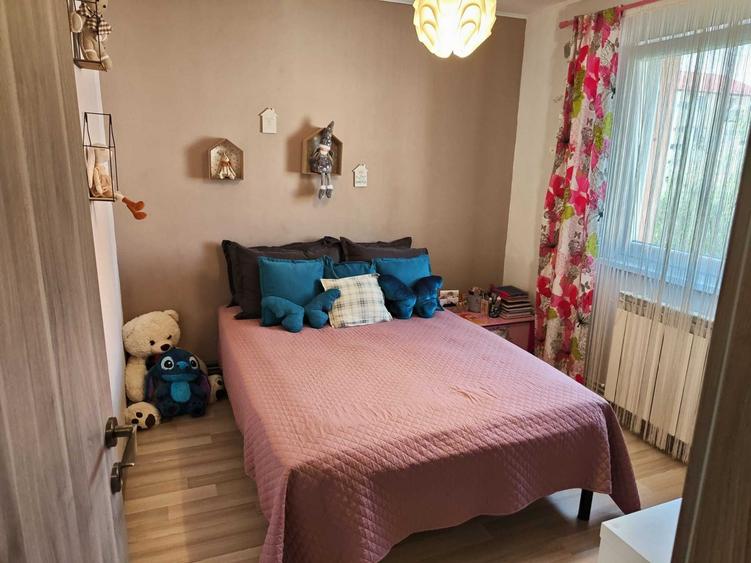 Apartament cu 2 camere semidecomandat în Exterior Vest