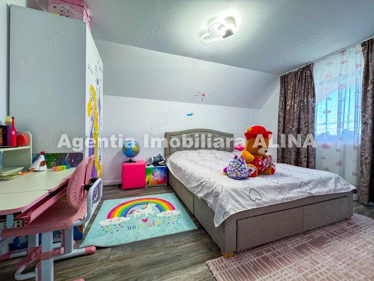 Casă cu 3 camere cu Teren 223 Mp în Zăvoi