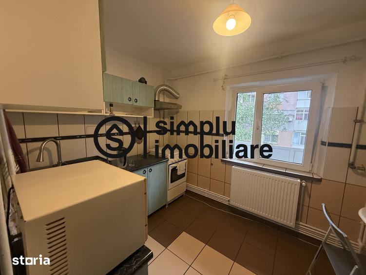 Apartament cu 3 camere decomandat în Lăpuș Argeș