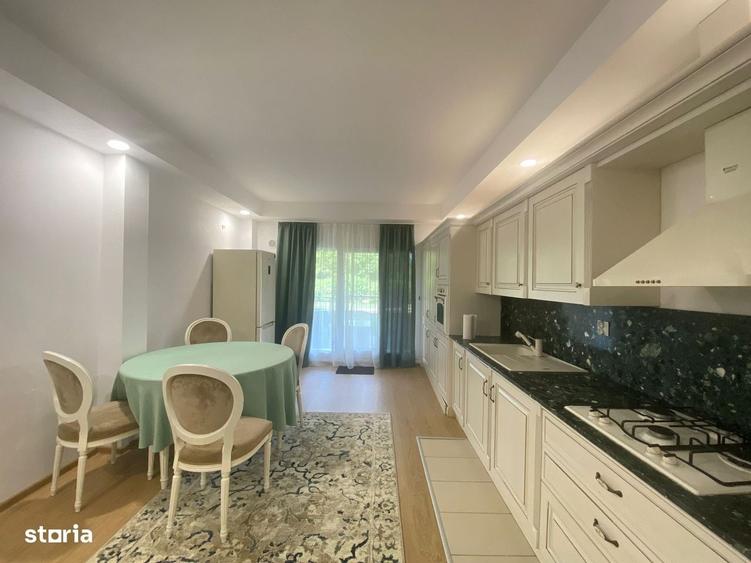 Apartament cu 3 camere semidecomandat în Ștefăneștii de Jos