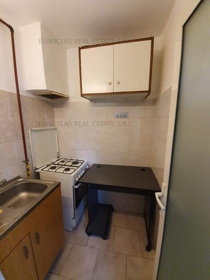 EXCLUSIVITATE! Garsoniera decomandata-Tomis Nord-350€/luna (E1) - 9
