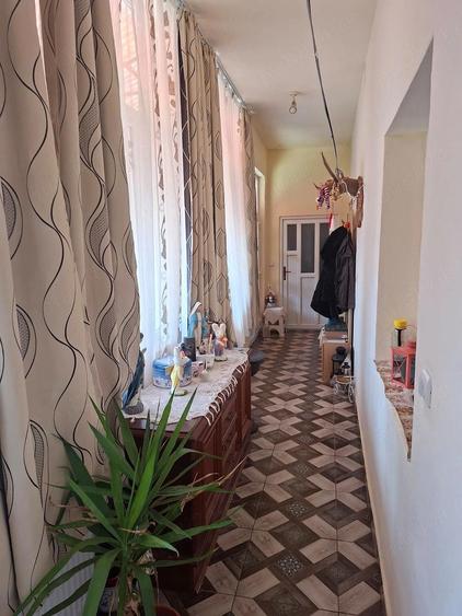 Casă cu Teren 17000 Mp în Saravale