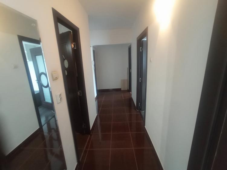 Apartament cu 2 camere decomandat în Rahova