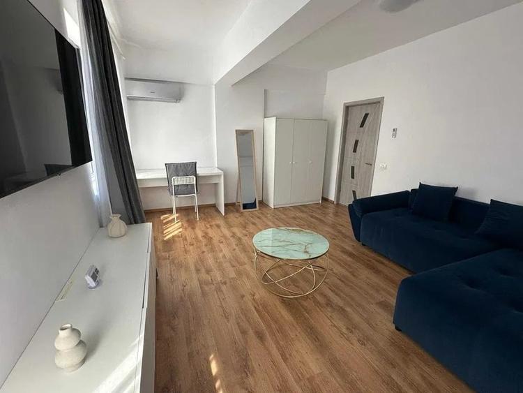 Apartament cu 2 camere decomandat, mobilat în Aurel Vlaicu