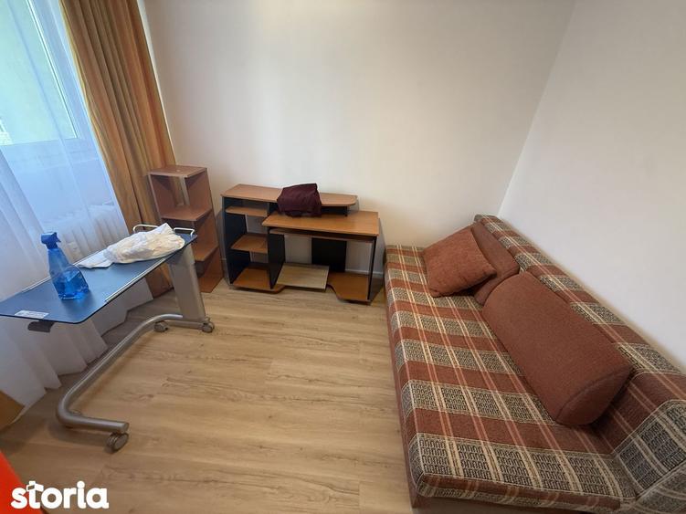 Apartament cu 3 camere semidecomandat, mobilat în Colentina