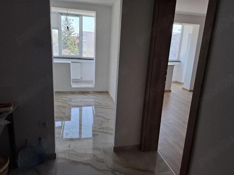 Apartament cu 2 camere semidecomandat în Centrul Civic