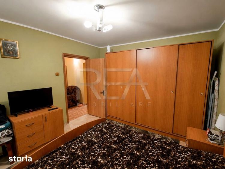 Apartament cu 4 camere decomandat, mobilat în Titan