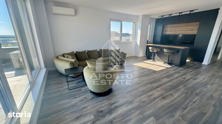 Apartament cu 2 camere, mobilat în Est