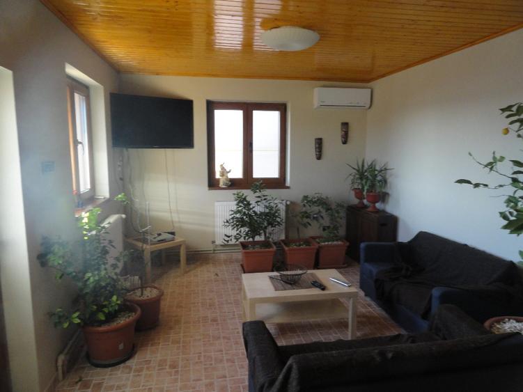 Casă individuală cu 3 camere cu Teren 600 Mp în Brănești