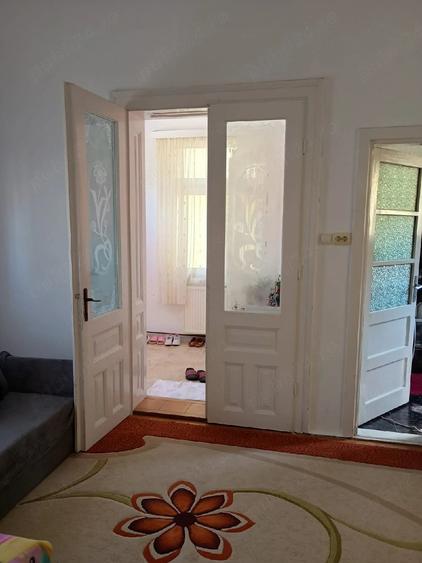 Casă cu 3 camere cu Teren 2465 Mp în Biled
