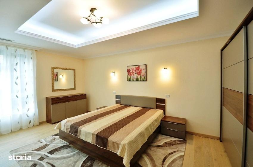 Apartament cu 4 camere în Barbu Văcărescu
