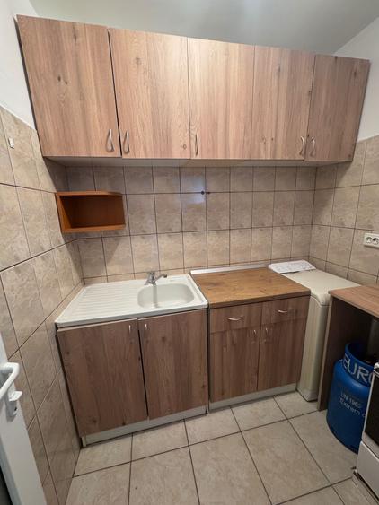 Garsonieră decomandată în Iosia