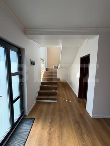 Casă cu 3 camere cu Teren 323 Mp în Central