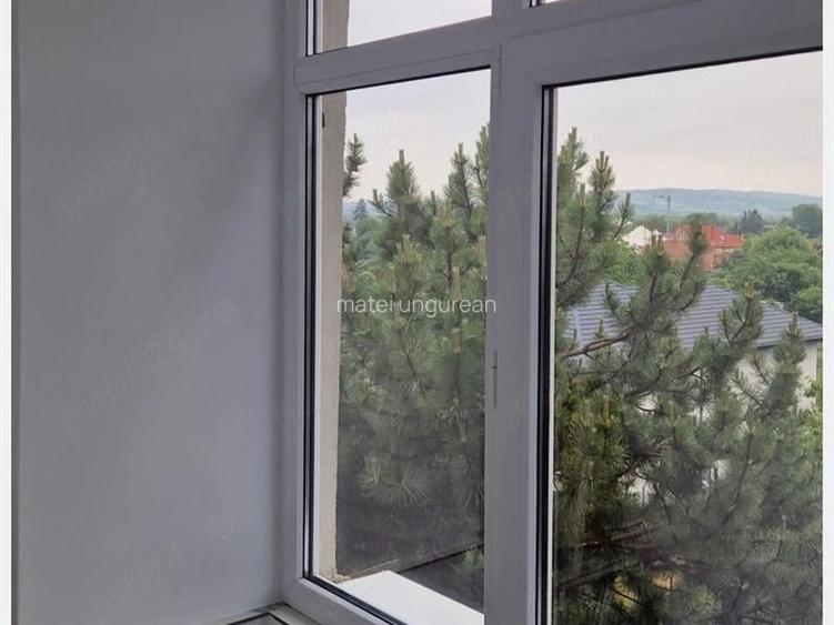 Apartament 2 camere, decomandat, loc. Radauti