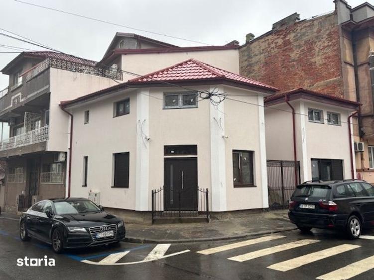 Casă cu 2 camere cu Teren 100 Mp în Plevnei