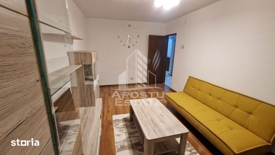 Apartament cu 3 camere, mobilat în Lipovei