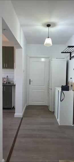 Apartament cu 2 camere decomandat în 13 Septembrie