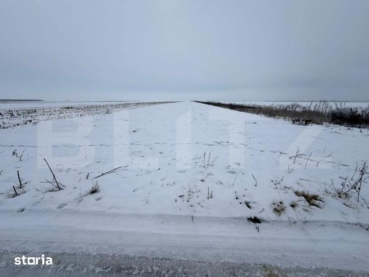 Teren de 9000 mp, în Central
