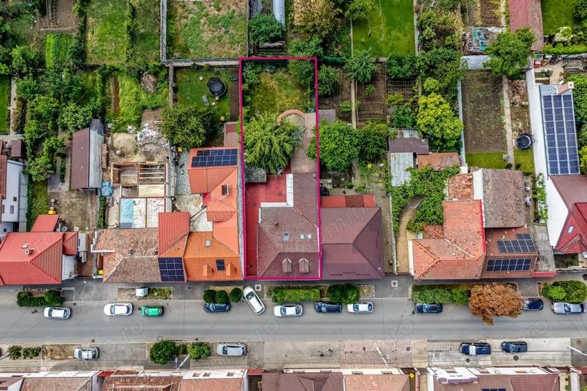 Casă cu 5 camere cu Teren 421 Mp în Funcționarilor