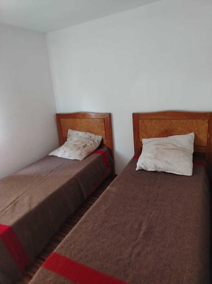 Casă cu 4 camere în Exterior Vest