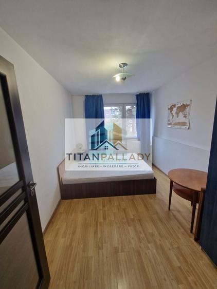 Apartament cu 2 camere decomandat în Titan