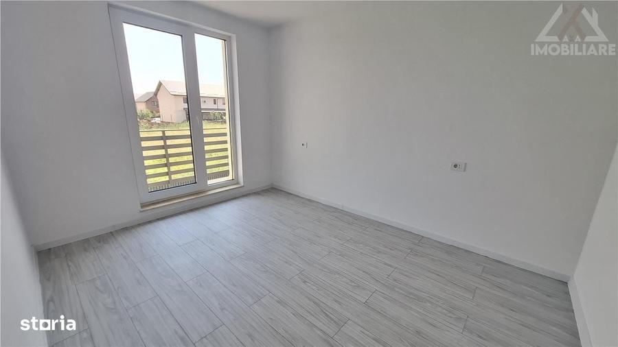 Casă cu 4 camere cu Teren 250 Mp în Rediu