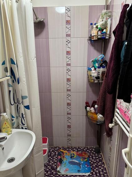 Apartament cu 2 camere semidecomandat, mobilat în Blumăna