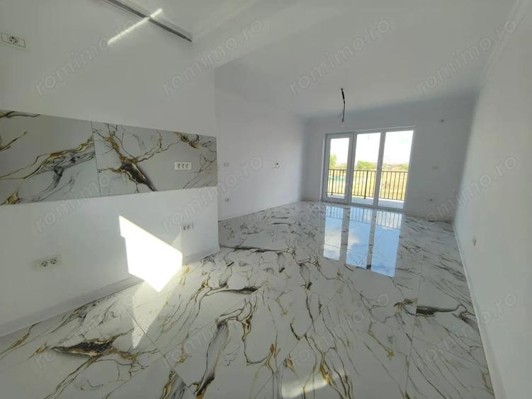 Apartament cu 2 camere decomandat în Girocului