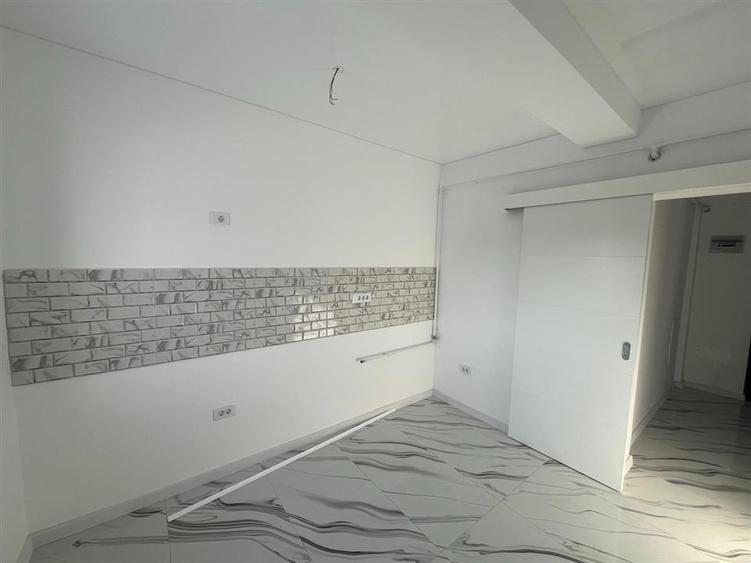 Garsonieră decomandată în Bucium