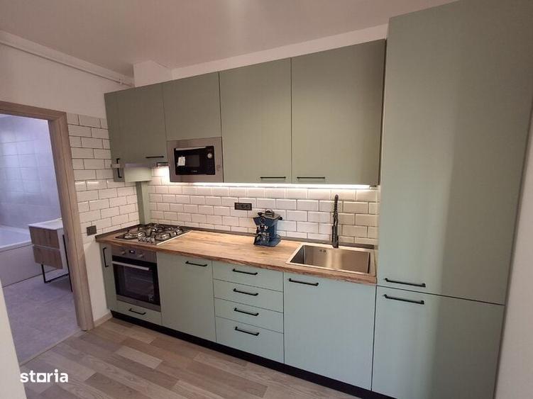 Apartament cu 3 camere semidecomandat în Nord