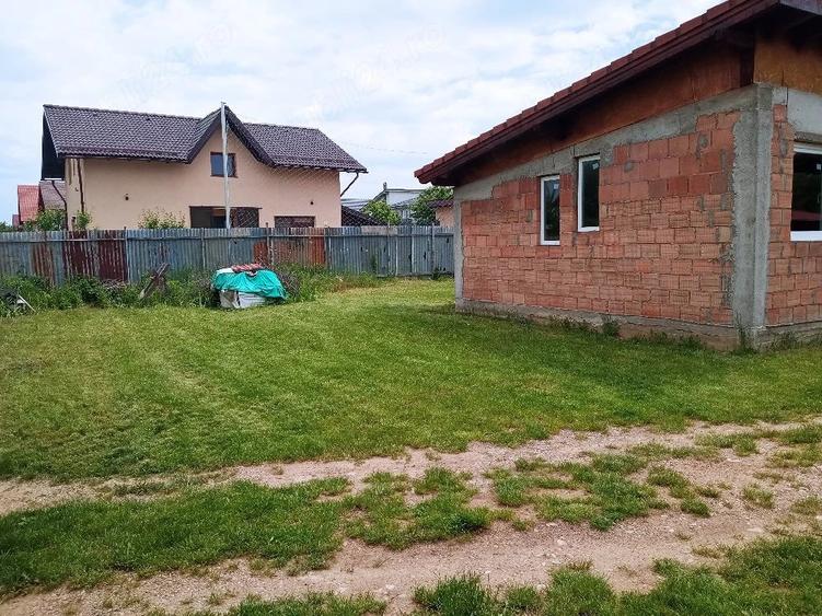 Casă cu Teren 600 Mp în Tărlungeni