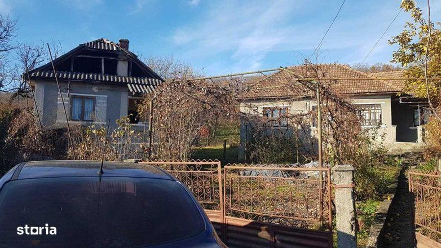 Casă cu 3 camere cu Teren 80 Mp în Gâlgău