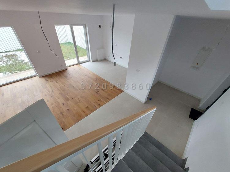 Duplex cu 4 camere cu Teren 100 Mp în Central