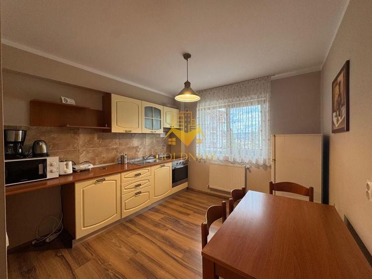 Apartament cu 2 camere semidecomandat, mobilat în Andrei Mureșanu