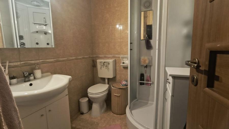 Apartament cu 3 camere în Noua