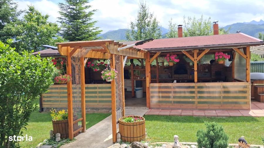 Casă cu 4 camere cu Teren 1200 Mp în Viștișoara