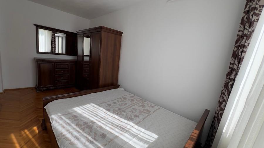 Apartament cu 2 camere semidecomandat, mobilat în Girocului