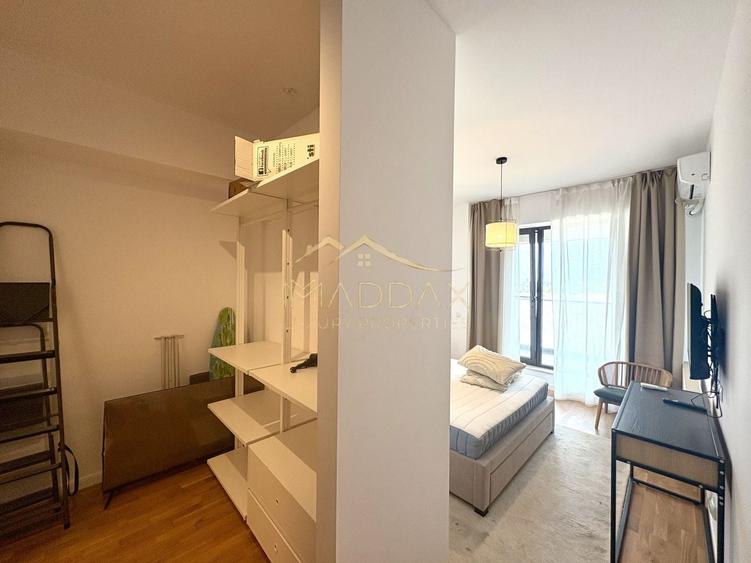 Apartament cu 3 camere decomandat, mobilat în Central