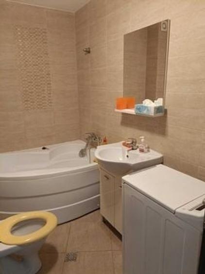 Apartament cu 2 camere nedecomandat, mobilat în Nicolina