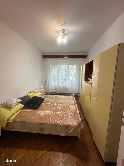 Casă cu 2 camere decomandat în Semicentral