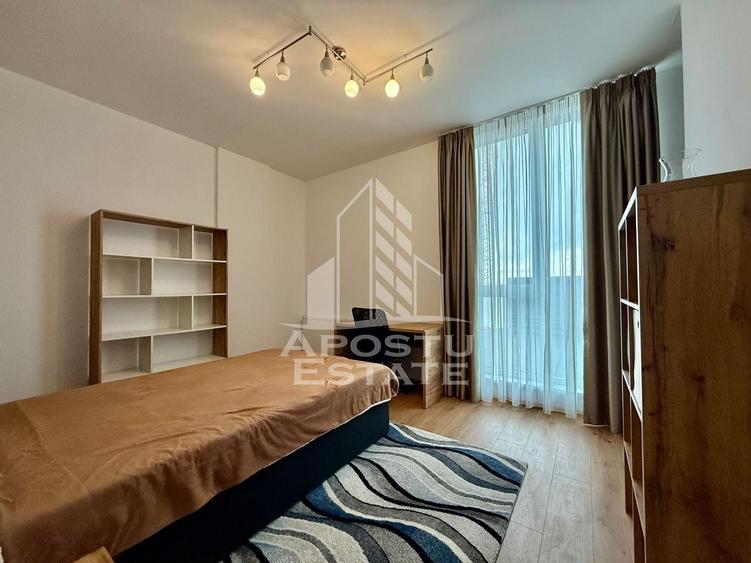 Apartament cu 2 camere semidecomandat, mobilat în Tipografilor
