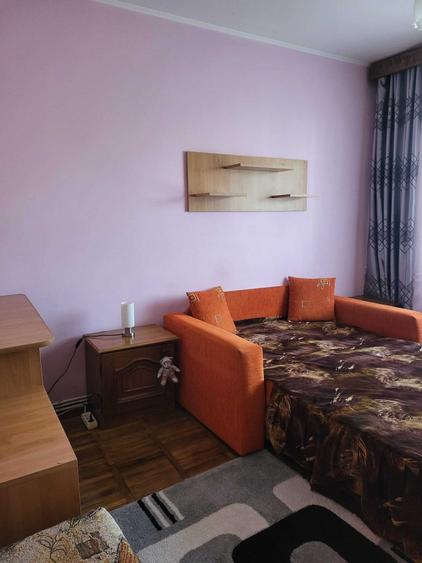 Apartament cu 2 camere decomandat în Traian