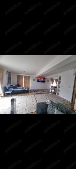 Casă cu 4 camere cu Teren 1000 Mp în Dumbrăvița
