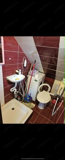Garsonieră decomandată în Coroi