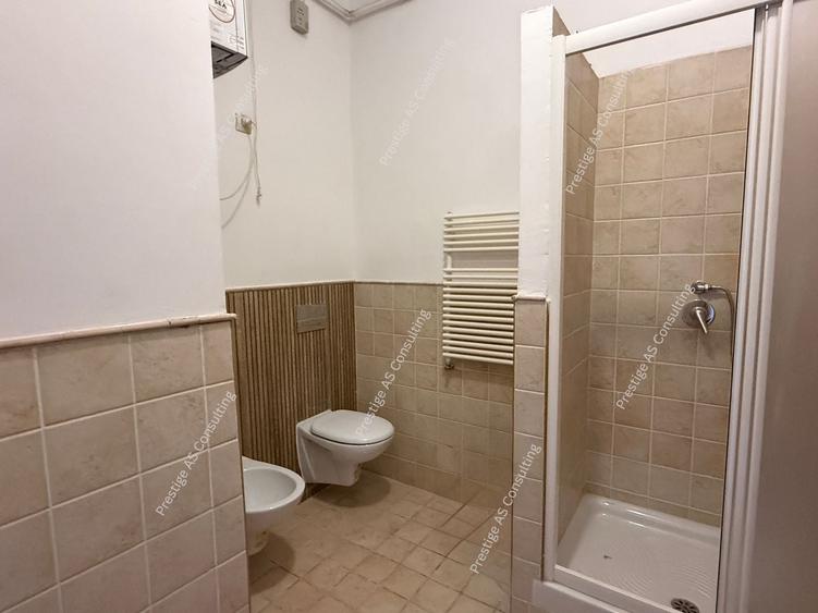 Birou, de 150 mp, în Ultracentral