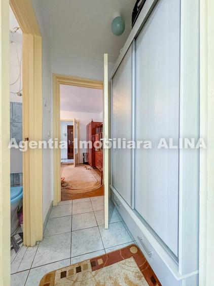 Apartament cu 2 camere semidecomandat în Piața Centrală